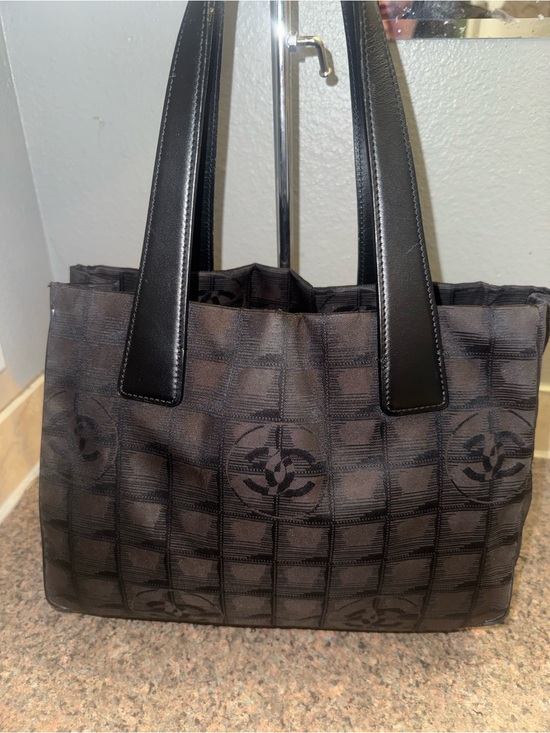 CHANEL Handbags - Chanel travel line tote (small) with Jacard logo pattern in charcoal black. EUC